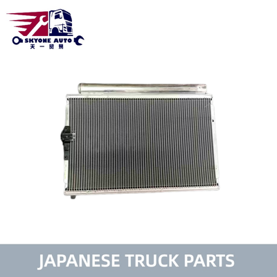 S8841-11250 S8841-11210 A/C Kondensor AC untuk Truk HINO 700 Profia E13C P11C SH1E Suku Cadang Truk Jepang Berkualitas Tinggi