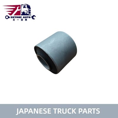 Suku cadang truk Jepang 1517790670 1-51779067-0 Bushing Stabilizer Bar untuk Truk ISUZU EXR50 SUKU CADANG TRUK ISUZU