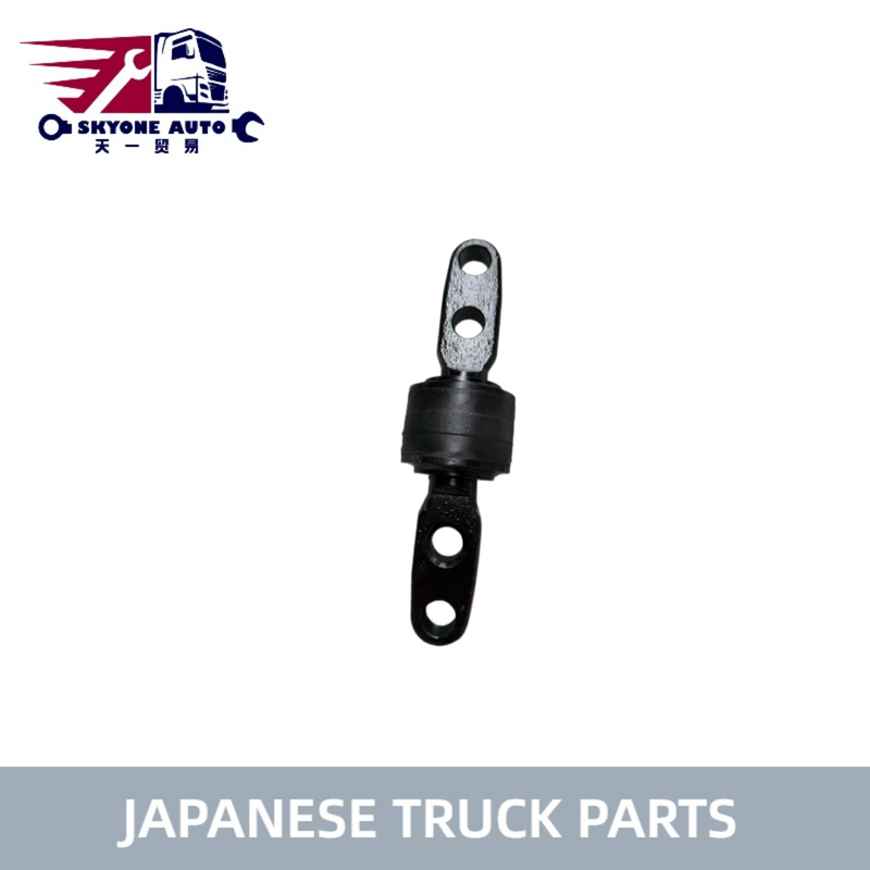 Suku cadang truk Jepang Torque Rod Bushing S49305-1830 S40J9-EV070 untuk E13C E13CT HINO 700 PROFIA TRUCK PARTS